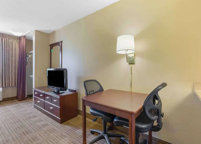 Extended America - Chicago - Buffalo Grove - Deerfield