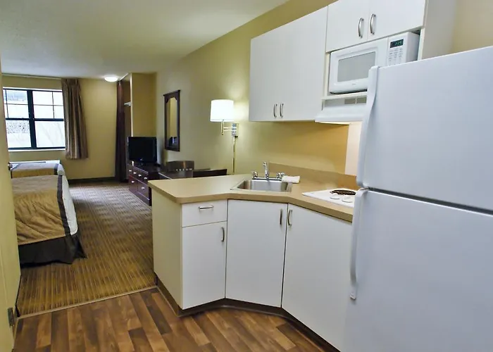 Extended America - Chicago - Buffalo Grove - Deerfield Hotel Riverwoods