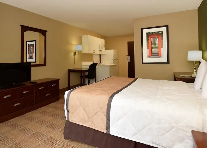 Extended America - Chicago - Buffalo Grove - Deerfield Hotel Riverwoods